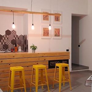 Neapolitan Flat B&B